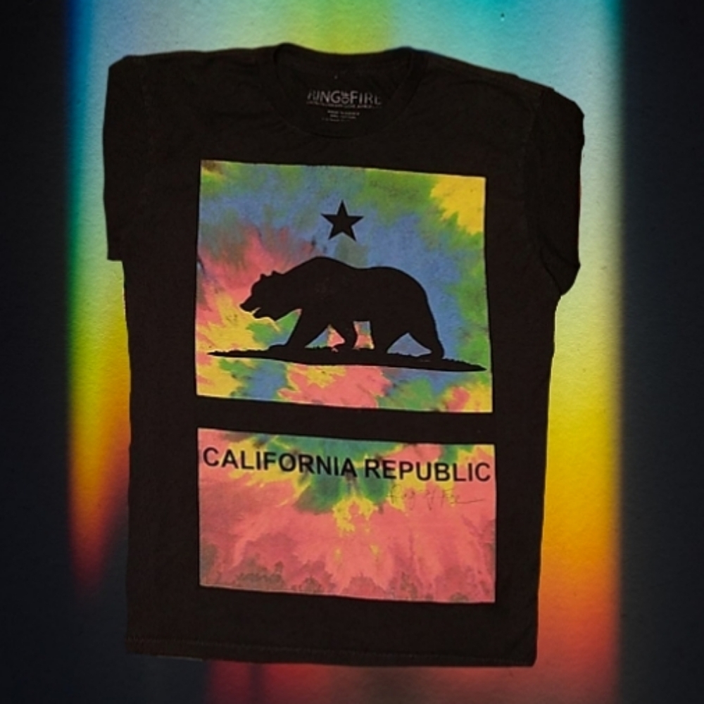 California Republic Graphic Tshirt